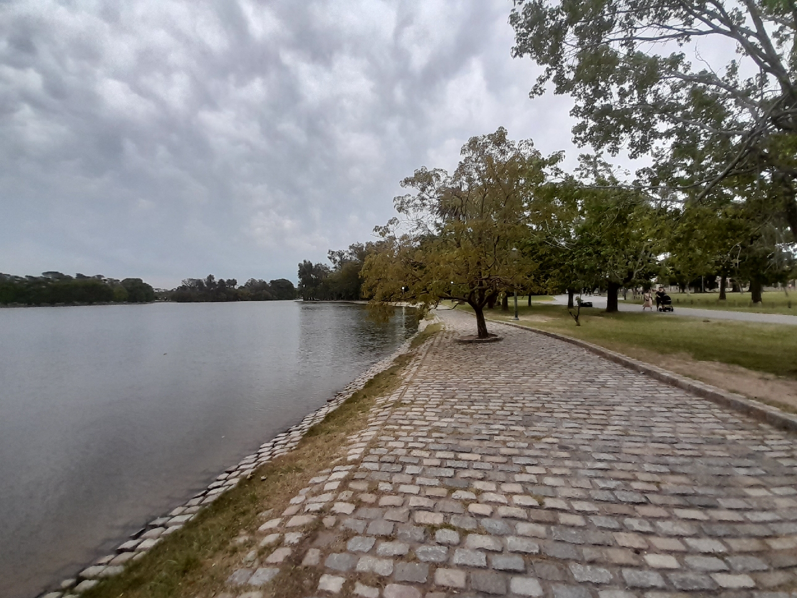 ¿Cuál es la historia del lago Regatas de Palermo? - Image 1